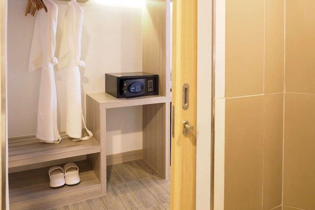 Clarion Hotel Patong Phuket Pokoj fotografie